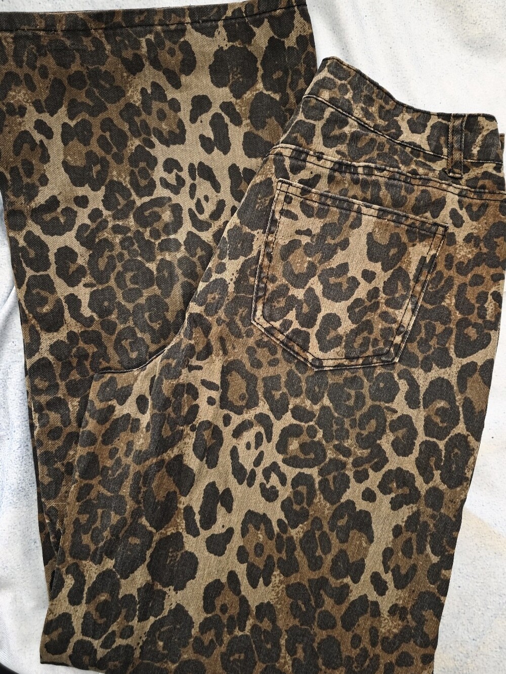 SHEIN Leopard Print Straight Wide Leg Jeans in Brown and Black